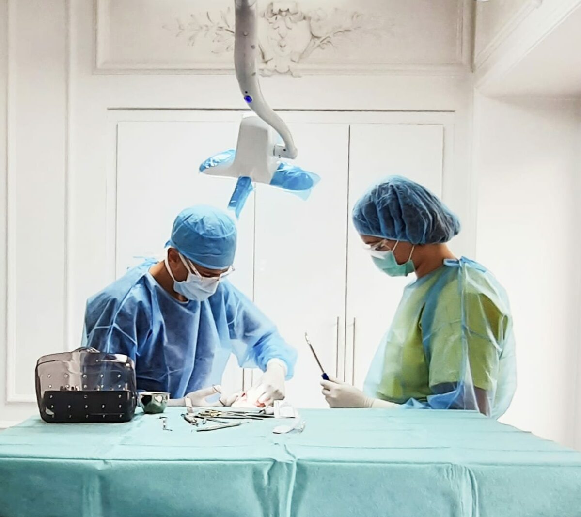 Formation mixte L'essentiel en implantologie